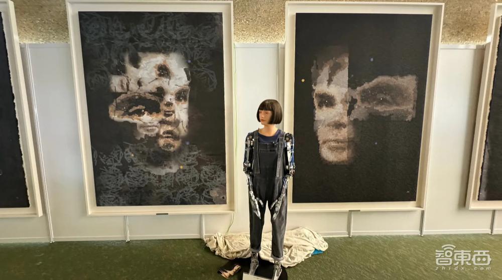 一幅作品卖近800万，不用进厂做苦力，机器人找到新谋生方式